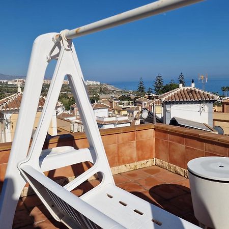 Villa Deluxe Nerja Silhouse Exterior photo